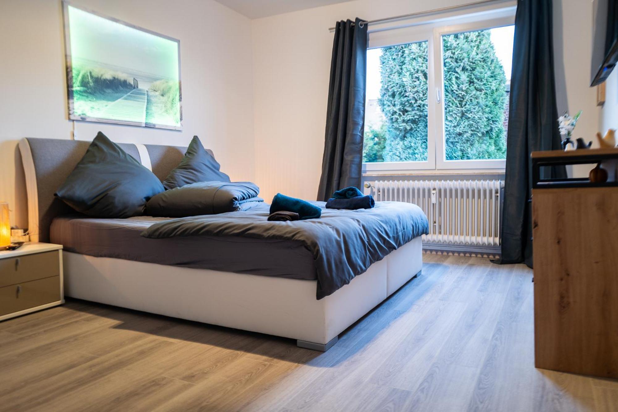 #412 Komfortable, Stilvolle Wohnung Fuer 6 Personen Mülheim an der Ruhr Exterior foto